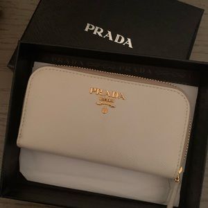 PRADA key Case